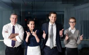 エクセル【IF関数でサマリ完成率達成・未達成を瞬時に表示】の技。